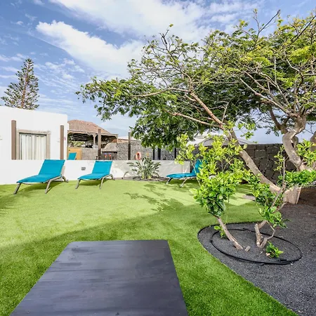 Casa Carla Playa Blanca