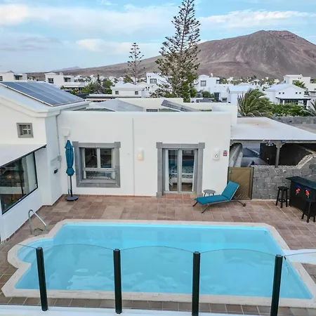 Casa Carla * بلايا بلانكا