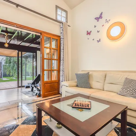 Casa Carla * بلايا بلانكا