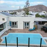 Casa Carla * بلايا بلانكا