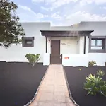 Casa Carla بلايا بلانكا